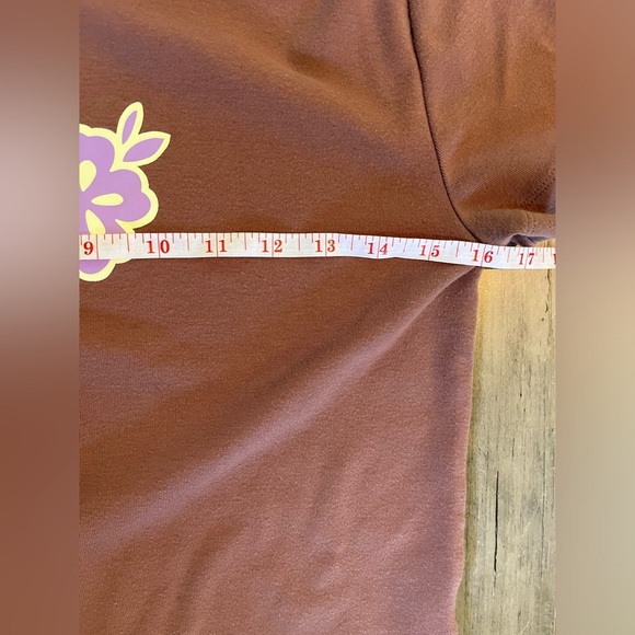 Aritzia Sunday Best Cropped Marsala TShirt Medium - Picture 7 of 8